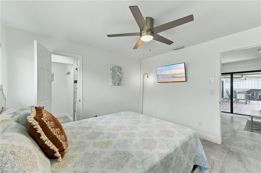 1928 SE 15th Ter , Cape Coral, FL 33990 Photo