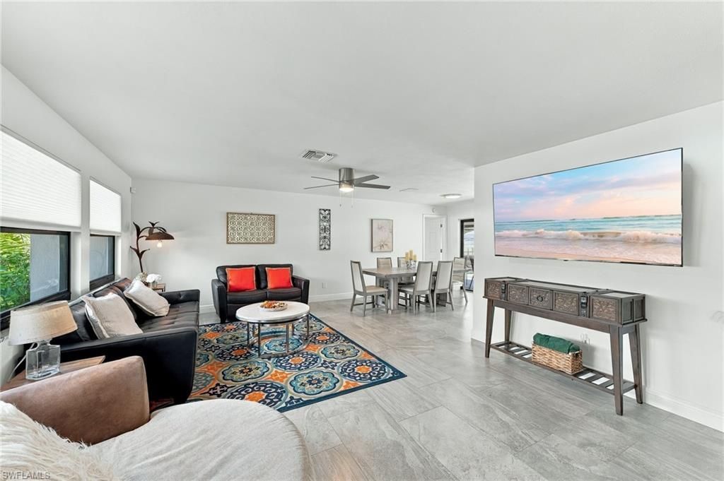 1928 SE 15th Ter , Cape Coral, FL 33990 Photo