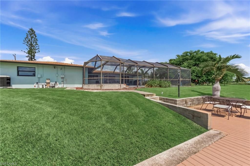1928 SE 15th Ter , Cape Coral, FL 33990 Photo