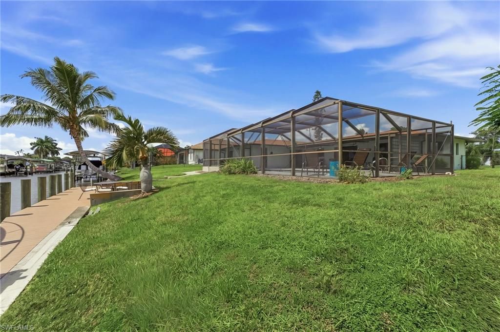 1928 SE 15th Ter , Cape Coral, FL 33990 Photo