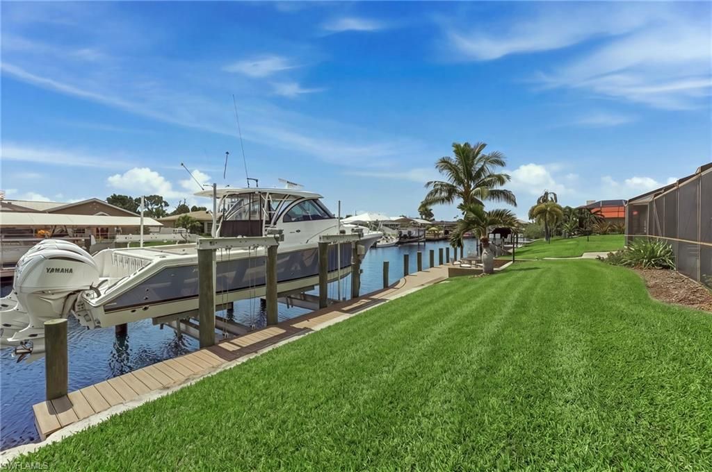 1928 SE 15th Ter , Cape Coral, FL 33990 Photo