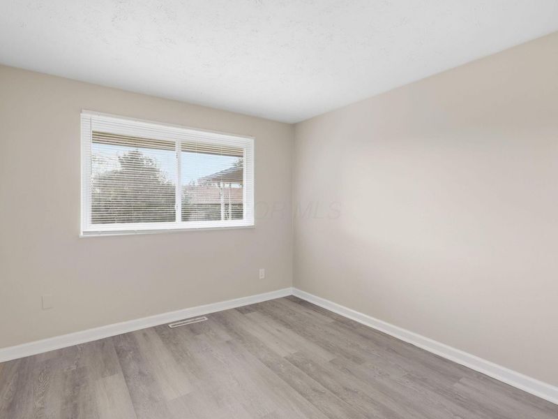 1739 Pickering Drive , Reynoldsburg, OH 43068 Photo 13