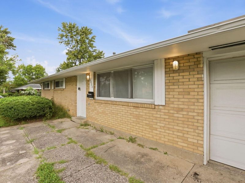 6404 E Livingston Avenue , Reynoldsburg, OH 43068 Photo 5