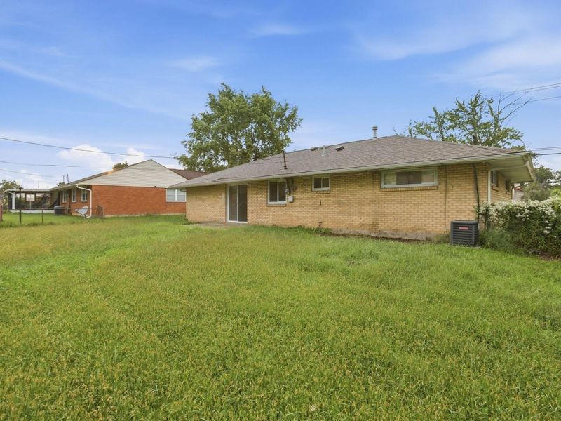6404 E Livingston Avenue , Reynoldsburg, OH 43068 Photo 8