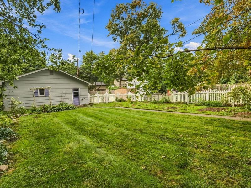 103 N Washington Street , Delaware, OH 43015 Photo 10