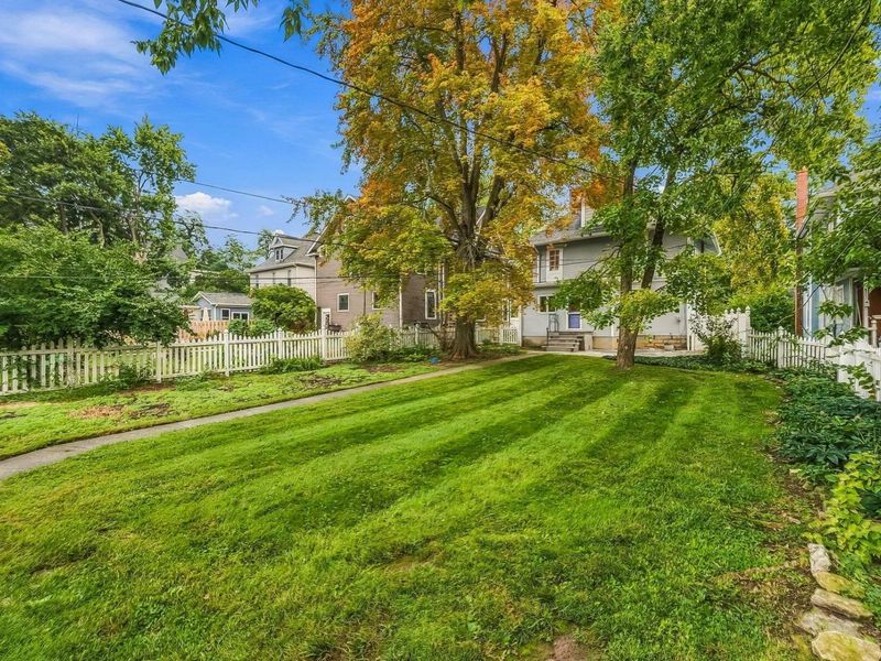 103 N Washington Street , Delaware, OH 43015 Photo 9