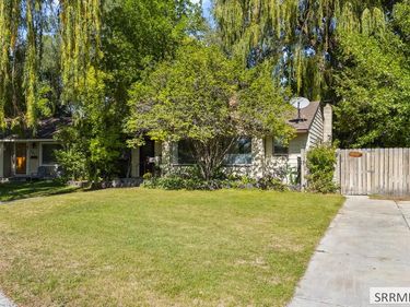 131 Beacon Drive, IDAHO FALLS, ID 83402