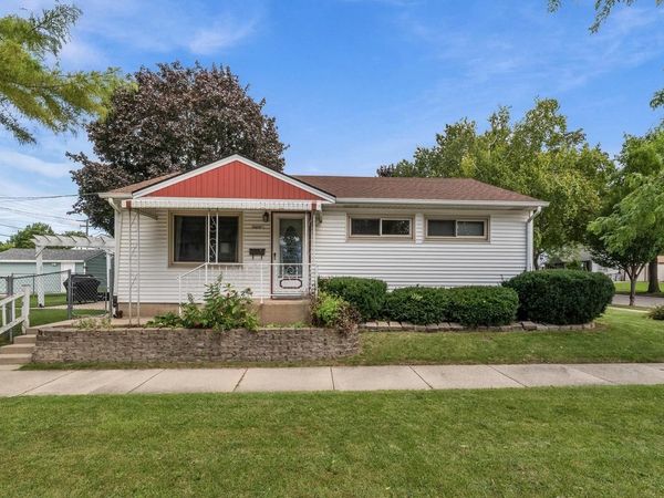5400 W Ohio AVENUE, Milwaukee, WI 53219