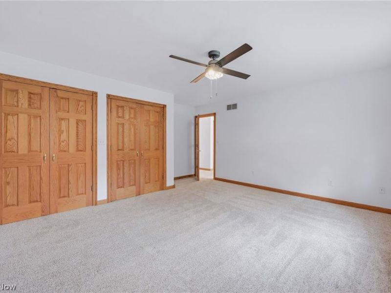 2412 East Pointe Drive SE, Warren, OH 44484 Photo 33