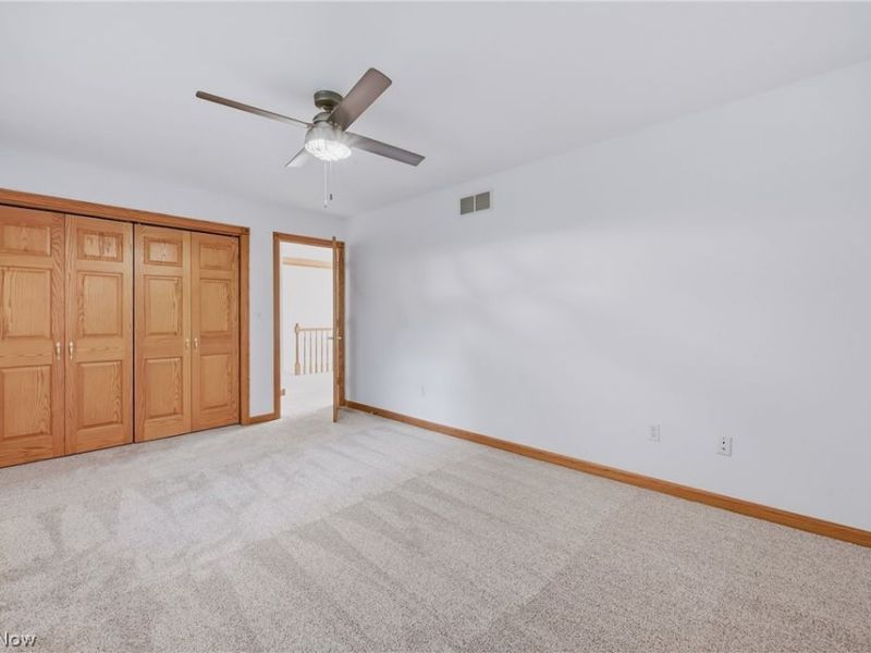 2412 East Pointe Drive SE, Warren, OH 44484 Photo 35
