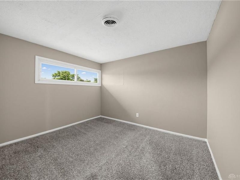 859 Flintridge Drive, Fairborn, OH 45324 Photo 14