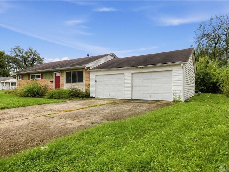859 Flintridge Drive, Fairborn, OH 45324 Photo 3
