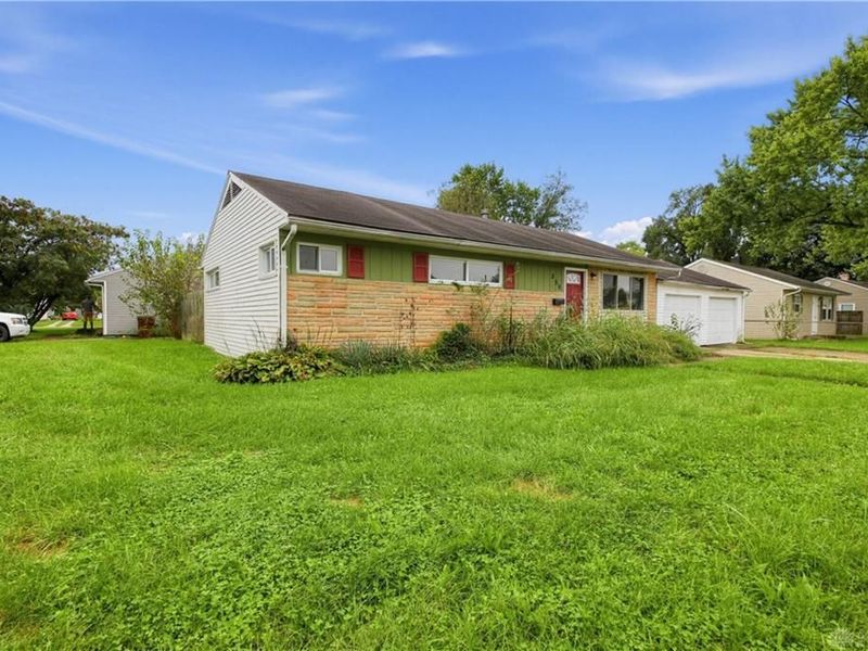 859 Flintridge Drive, Fairborn, OH 45324 Photo 4