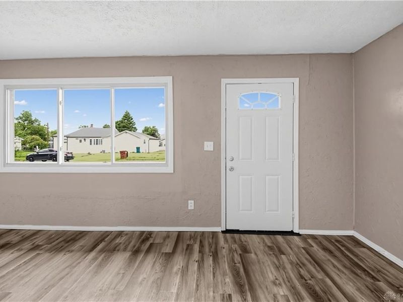 859 Flintridge Drive, Fairborn, OH 45324 Photo 9