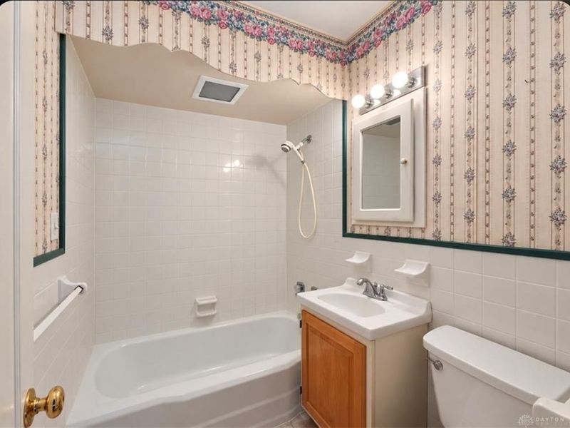 5784 Enright Avenue, Riverside, OH 45431 Photo 10