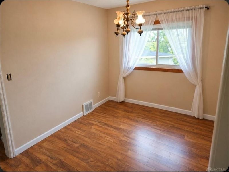 5784 Enright Avenue, Riverside, OH 45431 Photo 6