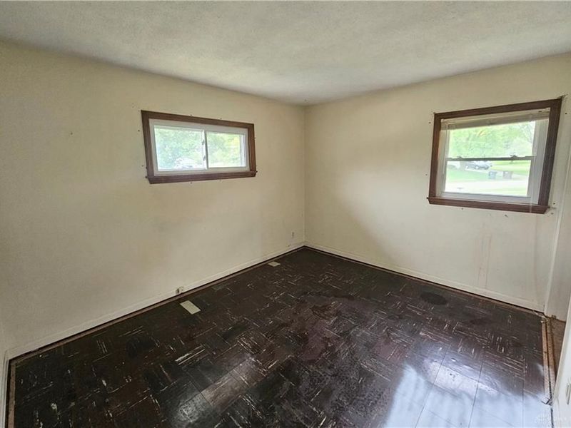 5784 Enright Avenue, Riverside, OH 45431 Photo 8