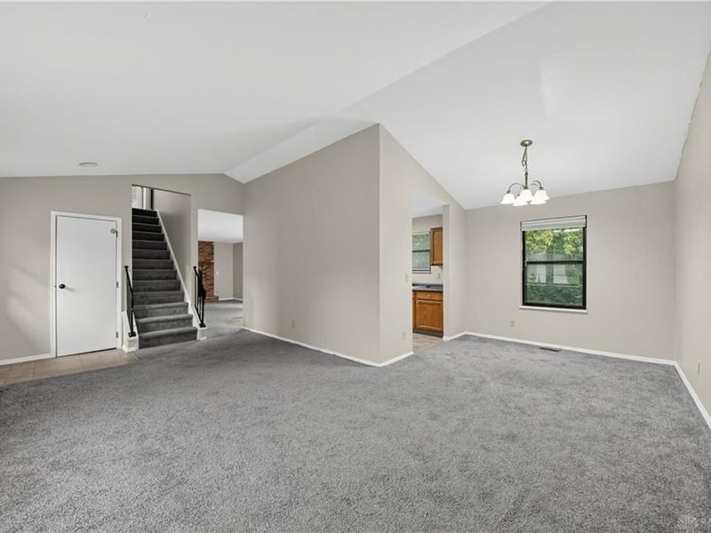 9735 Pellston Way, Miamisburg, OH 45342 Photo 5