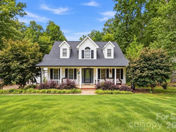 8866 Oldenburg Drive, Mount Pleasant, NC 28124