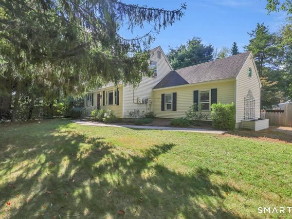 1 Briarcliffe, Old Saybrook, CT 06475
