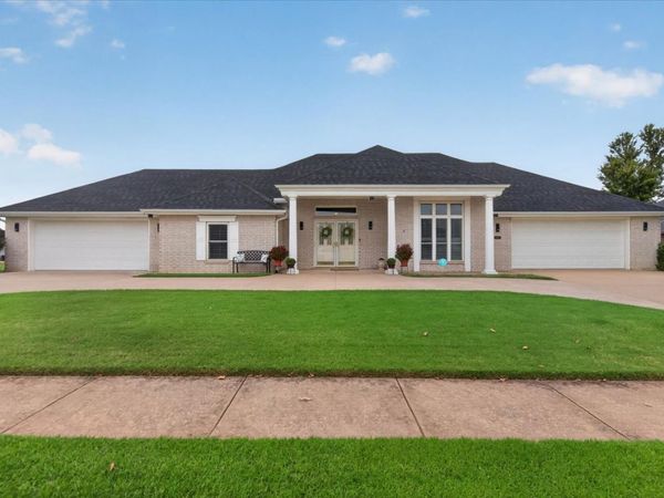 309 Parkhill Lane, Bartlesville, OK 74006