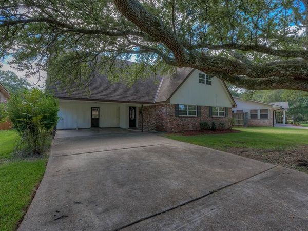 6137 Verona Lane , Shreveport, LA 71105