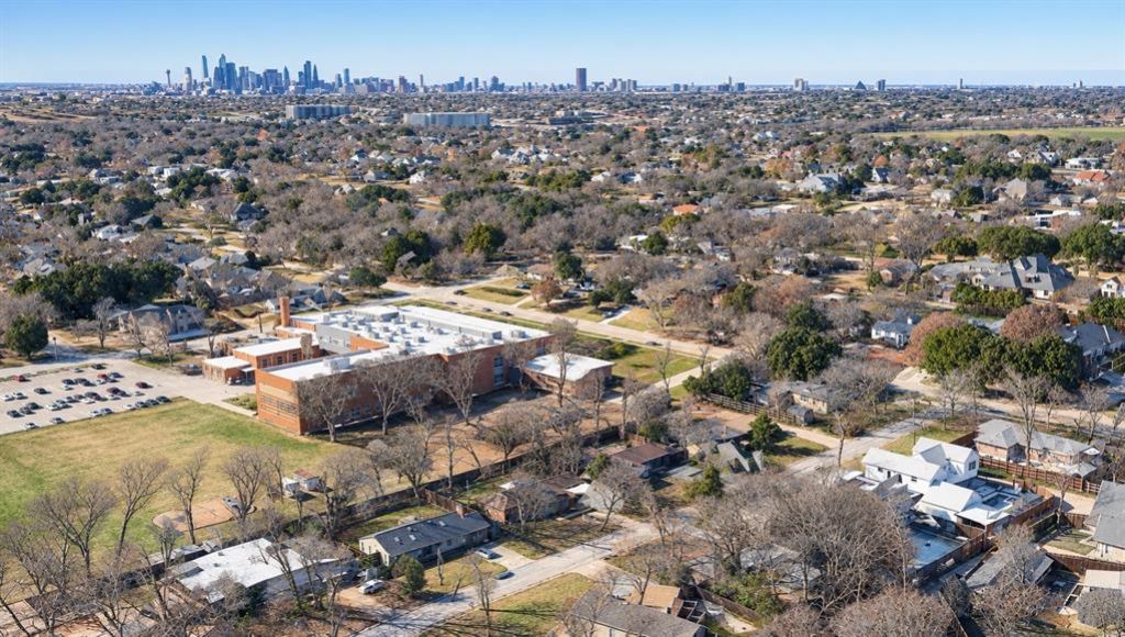1727 Whittier Avenue, Dallas, TX 75218 Main Photo