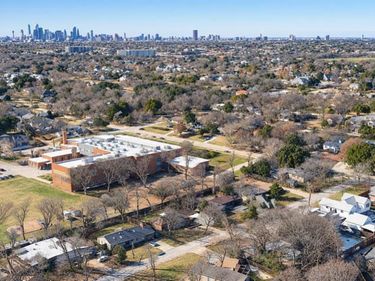 1727 Whittier Avenue, Dallas, TX 75218