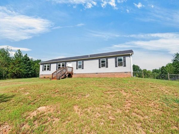 1641 Dodgetown Road, Walnut Cove, NC 27052