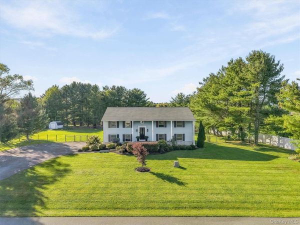 14 Lillie Lane , Milton, NY 12547