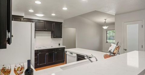 108 Miller Way, Folsom, CA 95630 Photo