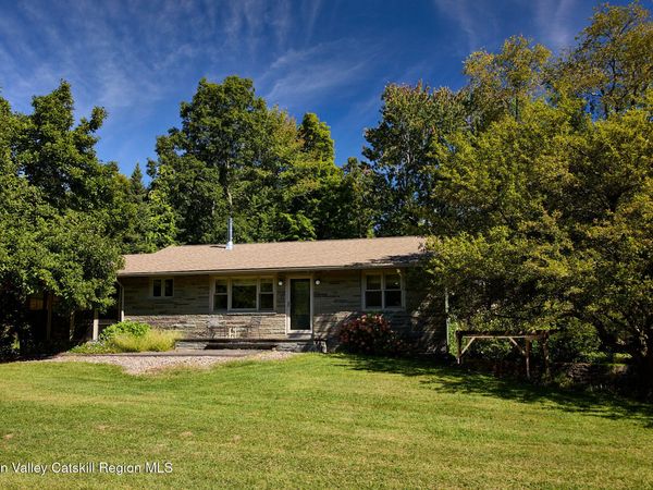 17 Amato Lane, Highland, NY 12528