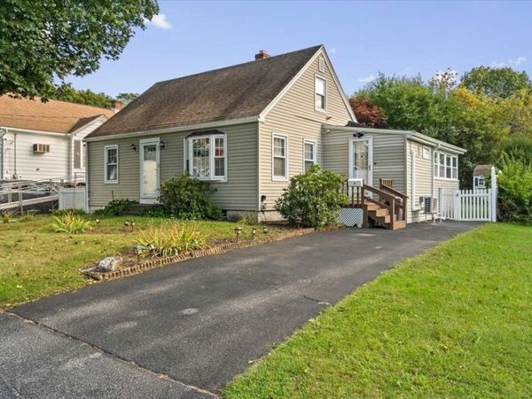 6 Adelle Circuit, Worcester, MA 01607