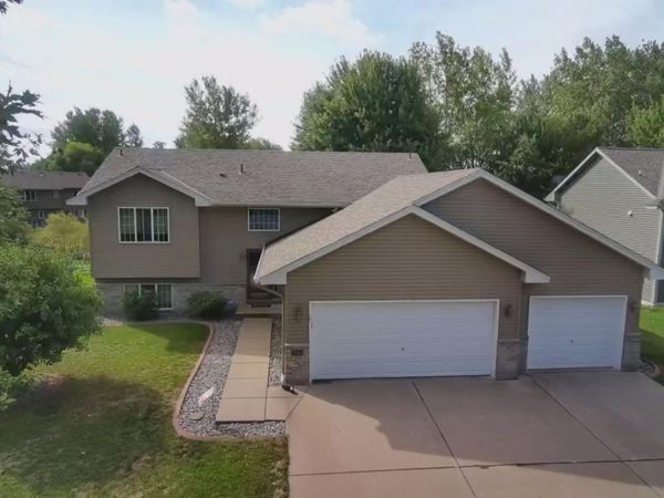 7944 Highland Drive , Lino Lakes, MN 55014