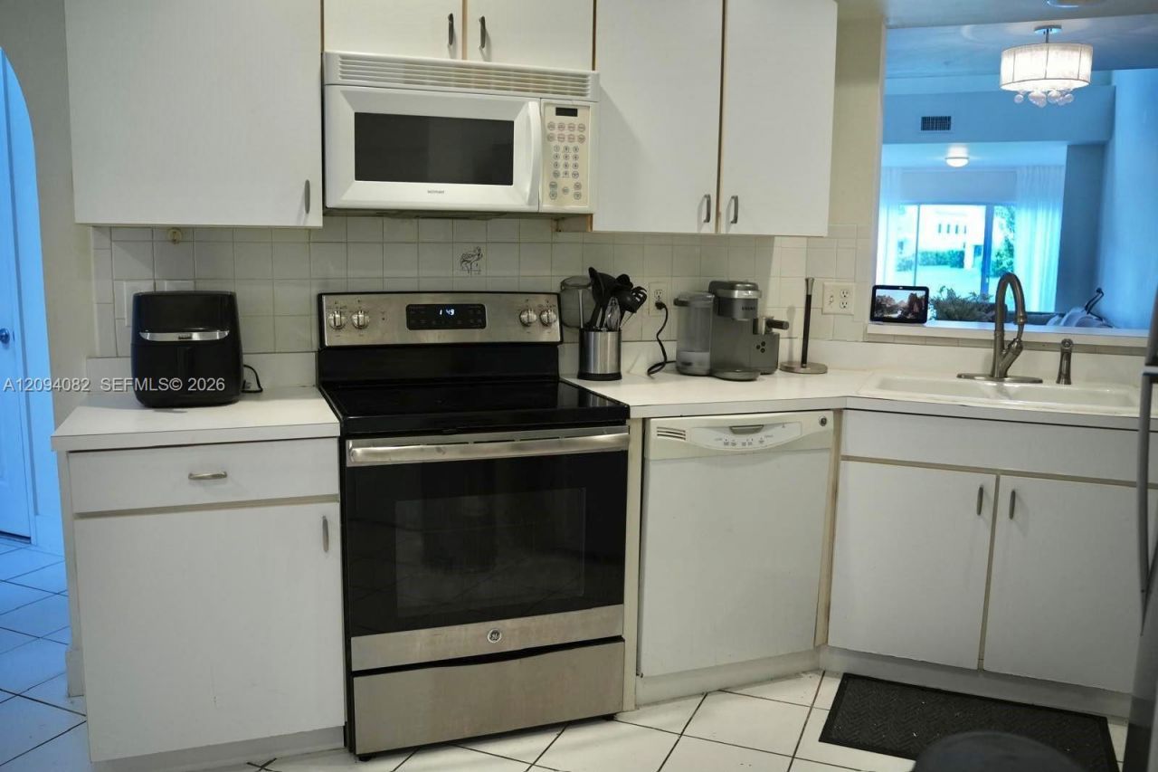 9100 Boca Gardens Pkwy, Unit B, Boca Raton, FL 33496 Photo