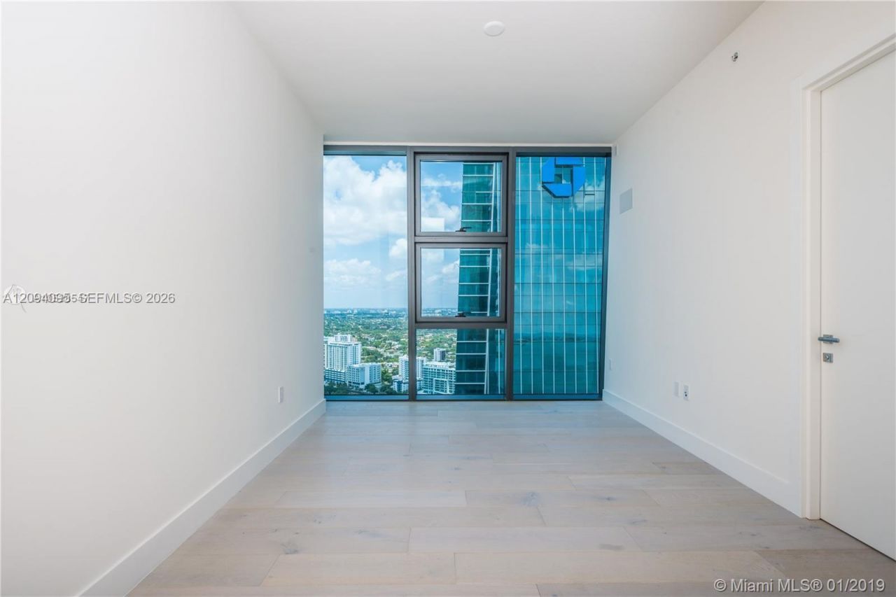 1451 Brickell Ave , Unit 4004, Miami, FL 33131 Photo