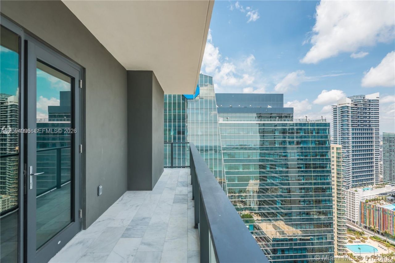 1451 Brickell Ave , Unit 4004, Miami, FL 33131 Photo