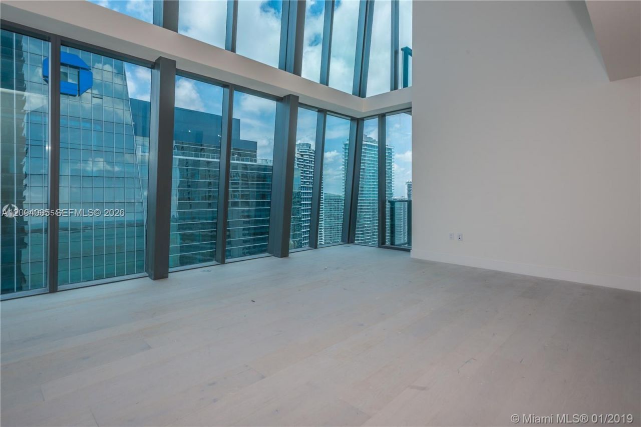 1451 Brickell Ave , Unit 4004, Miami, FL 33131 Photo