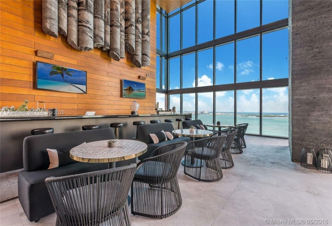 1451 Brickell Ave , Unit 4004, Miami, FL 33131 Photo