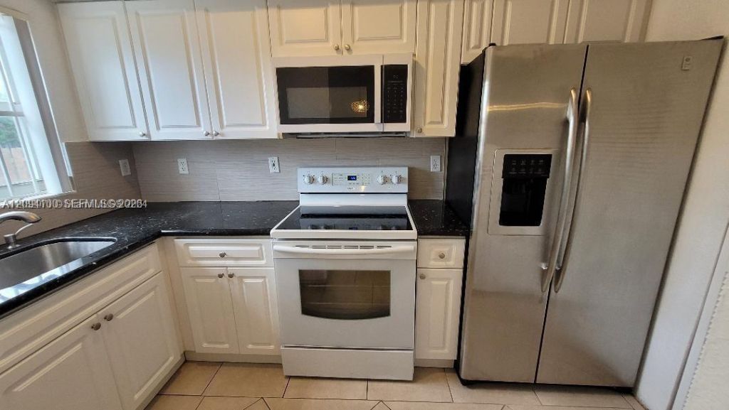8453 NW 4th Ct , Unit 8453, Miami, FL 33150 Photo
