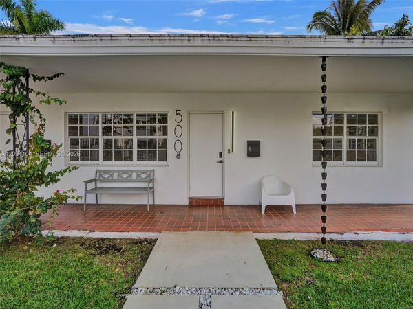 500 NE 66th St , Unit 1, Miami, FL 33138