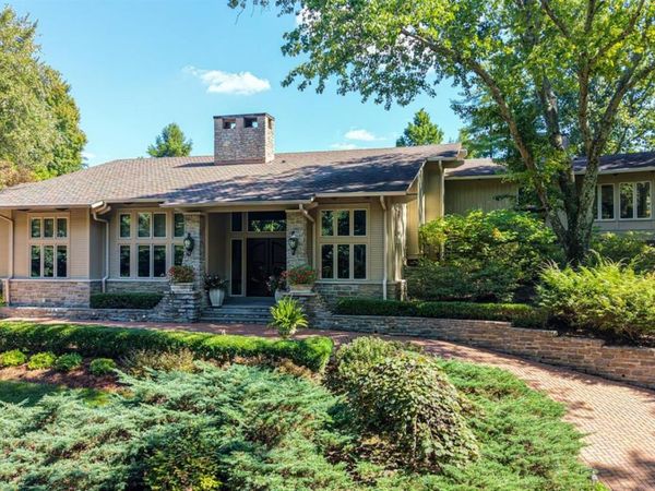 736 Elsinboro Drive, Cincinnati, OH 45226