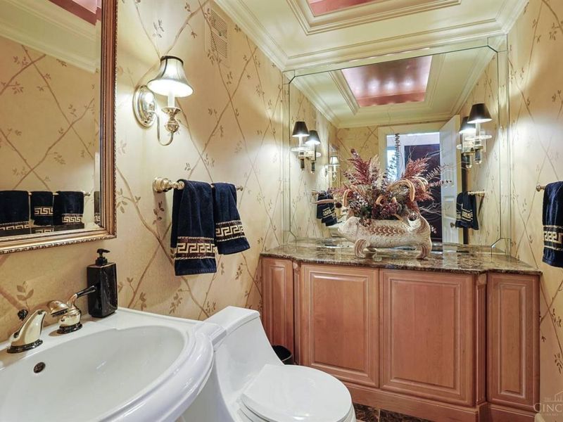 736 Elsinboro Drive, Cincinnati, OH 45226 Photo 41