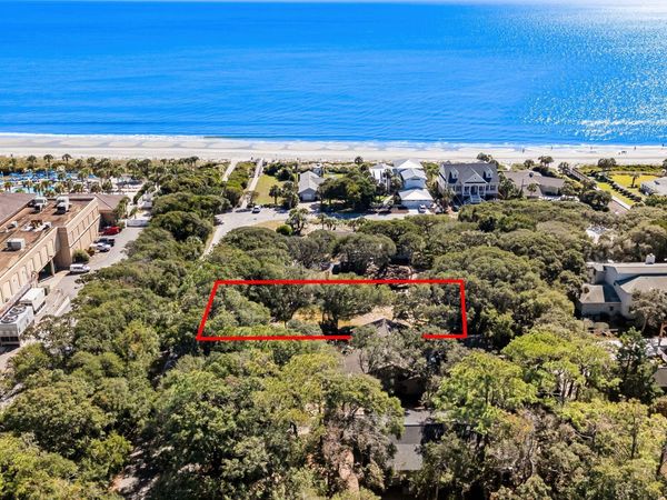 209 82nd Ave. N , Myrtle Beach, SC 29572