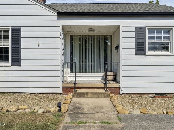 307 East D Street, Elizabethton, TN 37643