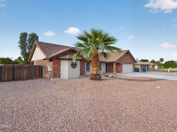 2503 E LEONORA Street, Mesa, AZ 85213