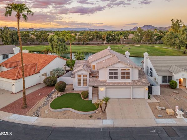 6914 W Escuda Drive, Glendale, AZ 85308