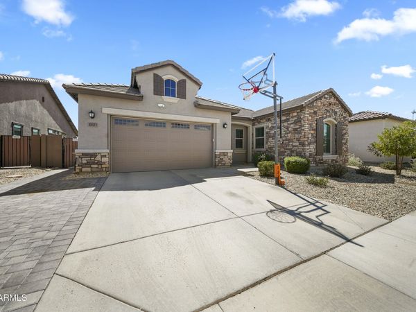 18873 W SHAW BUTTE Drive, Surprise, AZ 85388