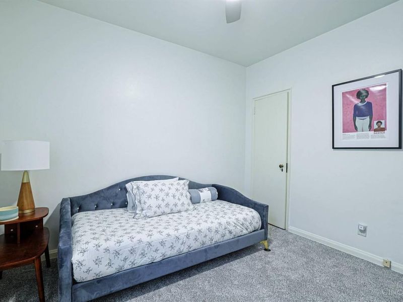 2376 Madison Road, Cincinnati, OH 45208 Photo 16