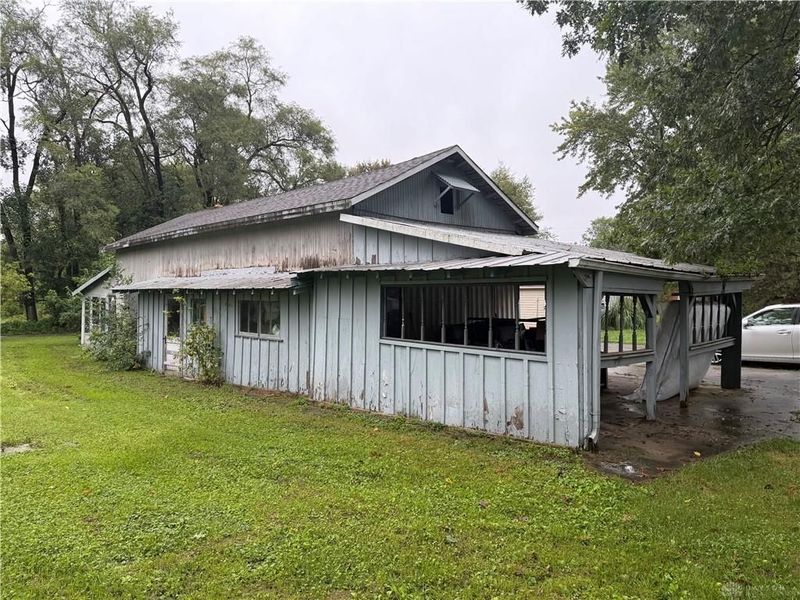 8923 W National Road, Brookville, OH 45309 Photo 20